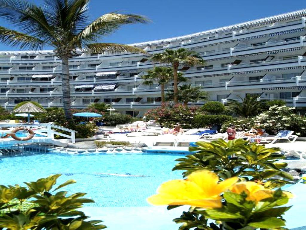 Club Atlantis Aparthotel Ocean View Costa Adeje  Exterior photo