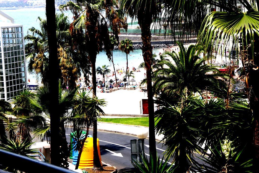 Club Atlantis Aparthotel Ocean View Costa Adeje  Exterior photo